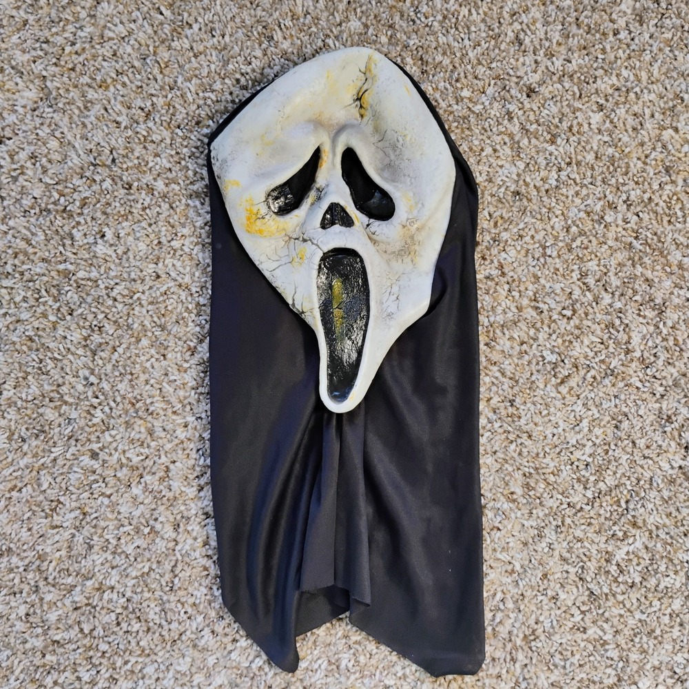 Scream 4 April/June 2010 Ghost Face Mask Zombie EU Fun World Scream 4‎ Rare Tag